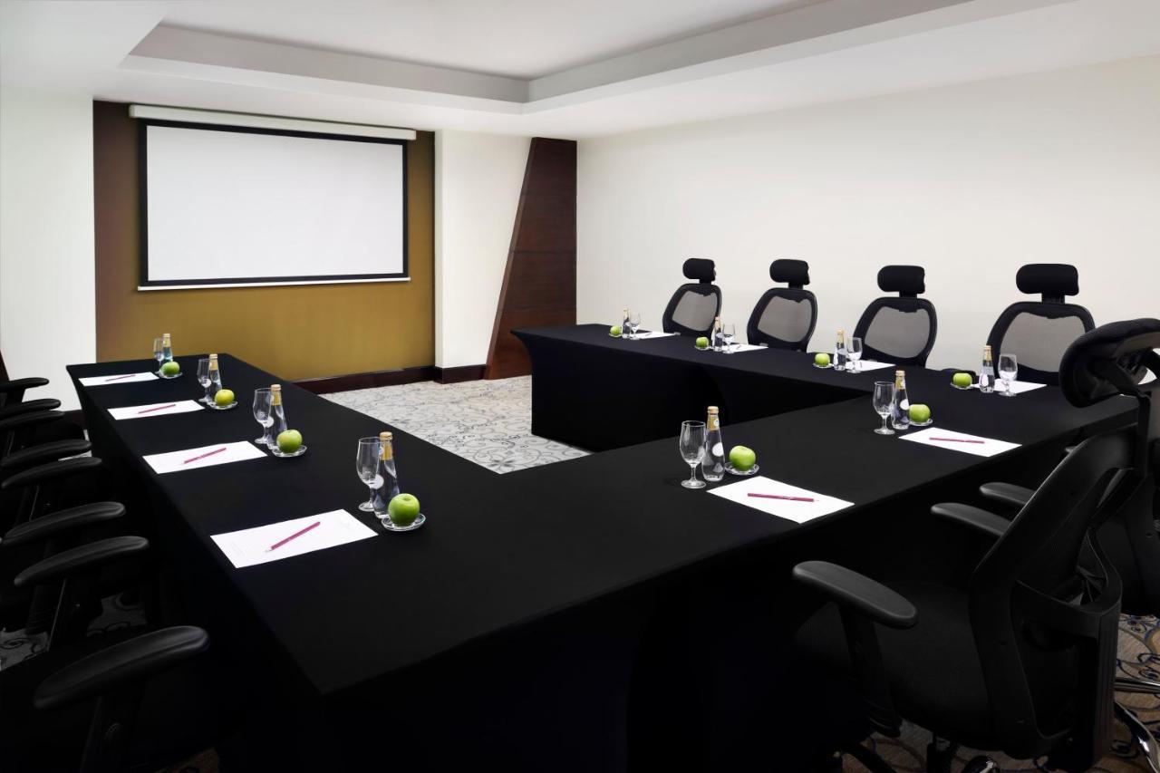 Crowne Plaza Riyadh Al Waha By Ihg Luaran gambar